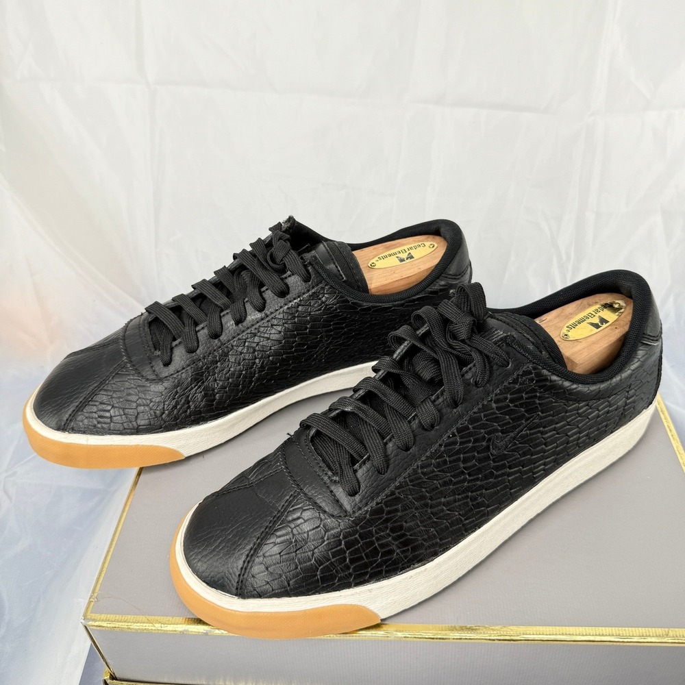 Nike Blazer Low Sneakers Womens 9 Black Leather Snakeskin Embossed Gum Sole